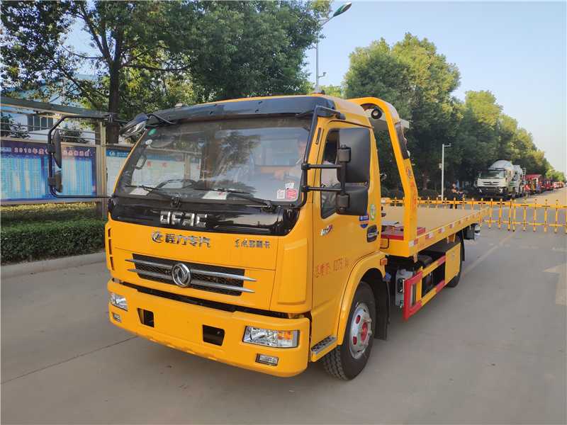 東風(fēng)多利卡D7黃牌一拖二清障車